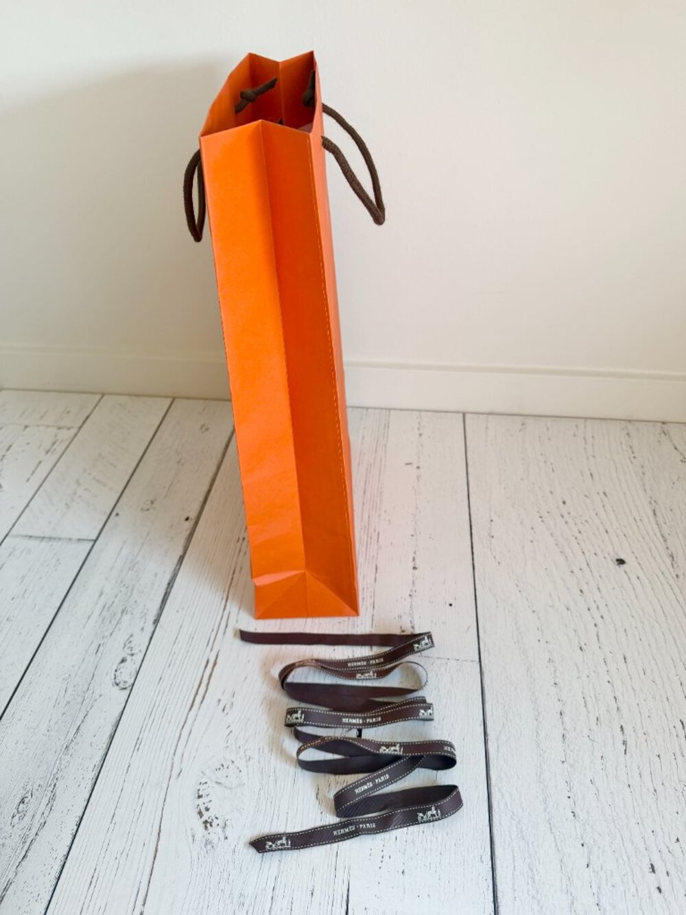 Hermes Shopping Bag & Ribbon ๐ - Picture 2 of 2